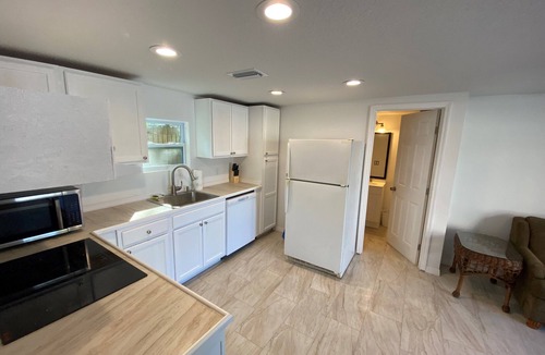 River District Apartment | Bradenton duplex near downtown pier, harbor, Riverwalk & beaches. Pet friendly!