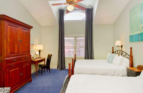 Central Boulder Bed & Breakfast | Bradley Boulder Inn