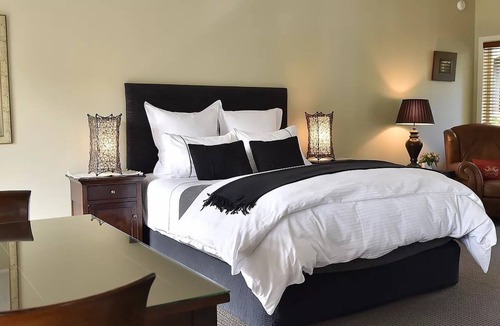 Taumarunui Bed & Breakfast | Bradleys Garden Bed & Breakfast