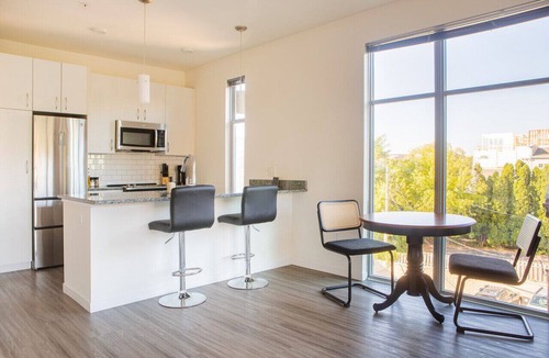 Lower East Side Apartment | Brady St Oasis - Walkable & Quiet Neighborhood + Private Balcony | Sleeps 5