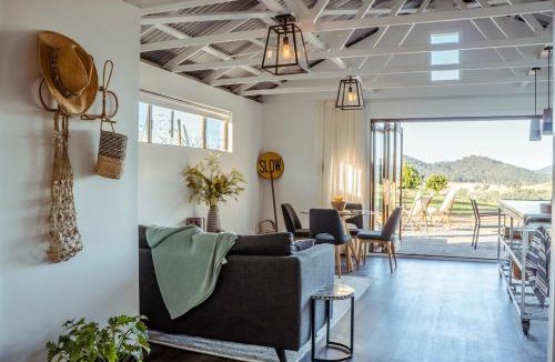 Rollands Plains Apartment | Braelee Bower