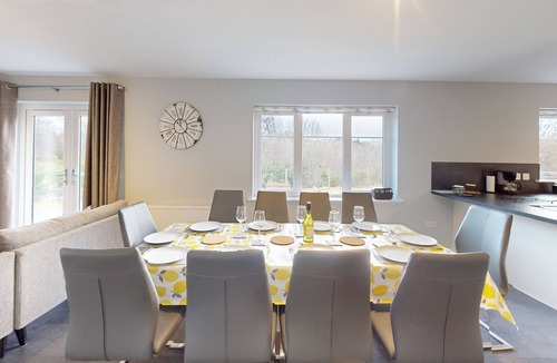 Nethy Bridge Ski Chalet | Braeside - large family home in Nethy Bridge