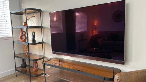 Wick House | Braeview - by Caithness Luxury Apartments NC500 - 3 Bedroom Luxury holiday home - Sleeps Work teams upto 3 & holiday makers upto 5 - PREFERENTIAL RATES FOR LONG STAY TRADES - CONTACT US -