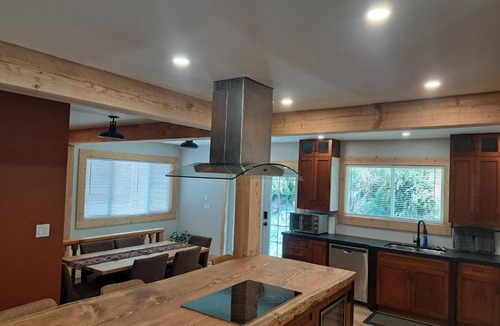 Squamish-Lillooet Regional District House | Bralorne Suites & rooms