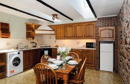 Akeld Cottage | BRAMBLE COTTAGE, family friendly, character holiday cottage in Wooler