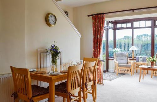 Murthill House | Bramble Cottage