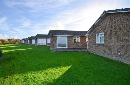 Freshwater Ski Chalet | Brambles Farm Bungalow