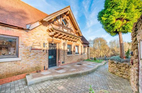 Maidstone House | Bramley Cottage