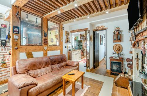 Maidstone House | Bramley Cottage