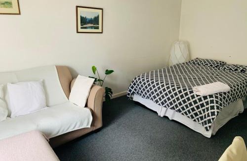 Bramley House | Bramley Fall Park Homestay