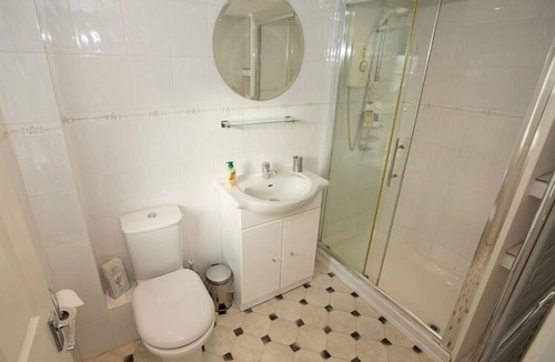 Poundbury Bed & Breakfast | Bramlies