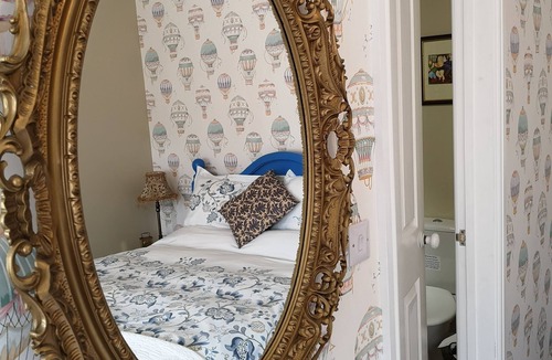 Gainsborough Bed & Breakfast | Brampton Dales Farm B&B