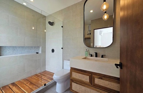 Uvita House | Brand new, 4 bdr, modern Casablanca!