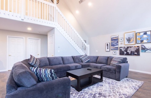 Lake Harmony Estates House | Brand New 4600 sqft Luxurious 8 bedroom Poconos Lake View Escape!