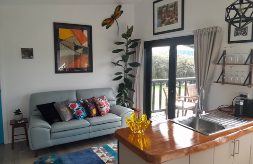 Hari Hari Cabin | Brand new accomodation for two.
