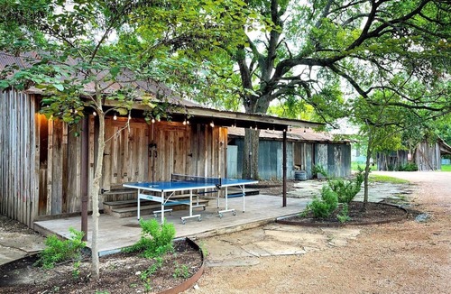 Seguin Cabin | Brand New Cabin with Luxury Games Room on a Gorgeous Creek Near New Braunfels, Texas