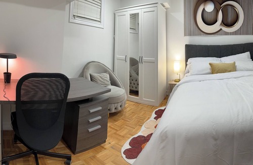Centennial Park Apartment | Brand New Comfortable and Cozy Apartment Near the Airport