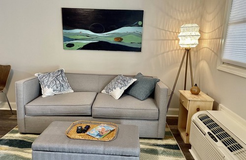 Ogunquit Condo | Brand New Condo! Sleeps 6, Full kitchen, Walk to Beach/Town, Pools, Grill, Yard