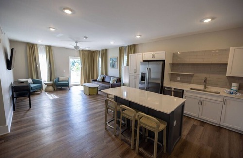 West Panama City Beach Condo | Brand-New Condo w/Zero-Entry Pool, Pickleball & More!