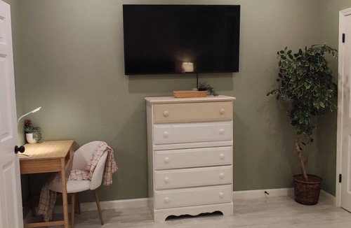 Delaware Apartment | Brand New Cozy Downtown Delaware Apartment