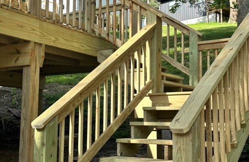 Gallipolis Ferry House | Brand new creekside home with hot tub, private dock and boat ramp!
