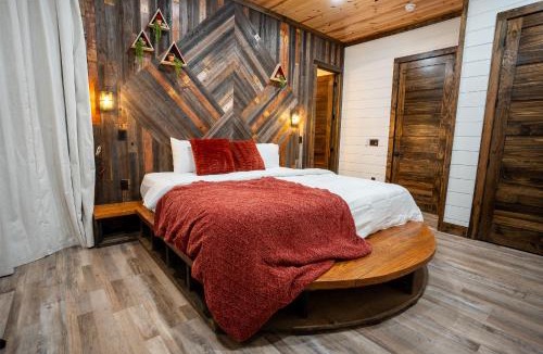 Pickens House | Brand New Luxury Mountain Retreat Awaits You!