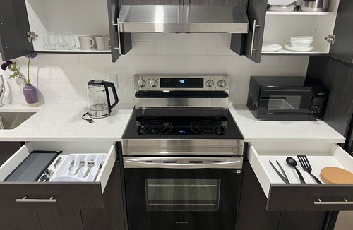 Southeast Calgary House | Brand new Modern and Cozy 1-Bedroom Suite!