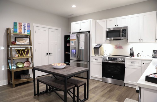 Lowell House | Brand-New Modern Lowell Lodge w/Firepit & Fenced Yard