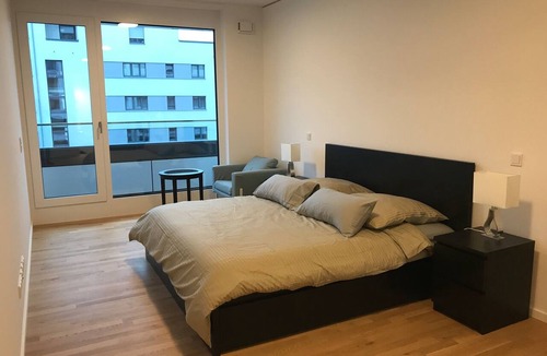Bockenheim Apartment | brand new penthouse- walk to Messe