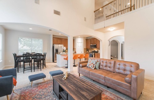 Spring House | Brand New Pool & SPA! 4-Bdr home in The Woodlands TX, Sleeps 10