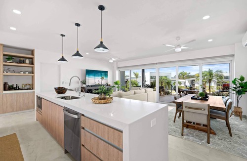 Avellanas Beach House | Brand New Professionally Decorated Luxury 4 Bed Avellanas Home Minutes to Beach