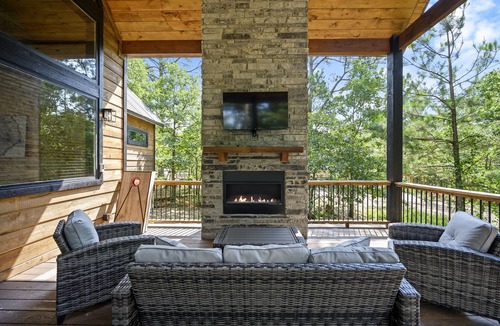 Pickens Cabin | Brand New & Spacious! Hot Tub, Fire Pit, Wifi!