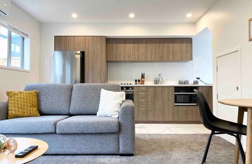 Christchurch City Centre Villa | Brand new townhouse on Armagh|city centre