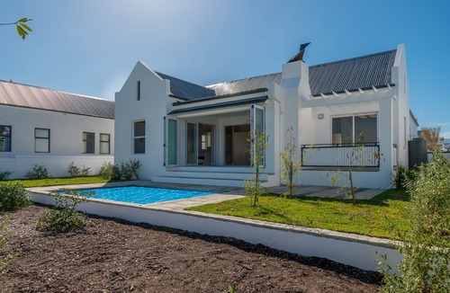 Trawal House | Brand New Modern Home situated within an Olive Farm