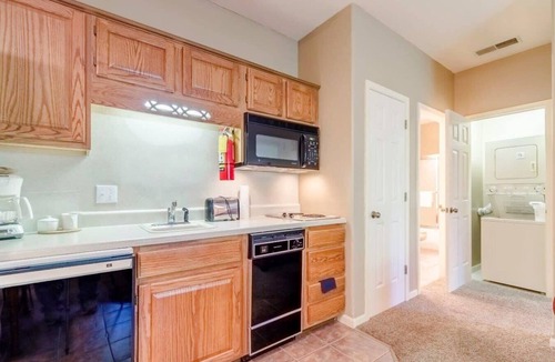 Branson West Apartment | Branson Condo at Stonebridge Golf Resort with Pool and Wi-Fi close to Silver Dol