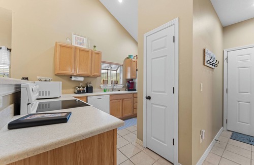 Indian Point Condo | Branson Penthouse Condo Near Silver Dollar City
