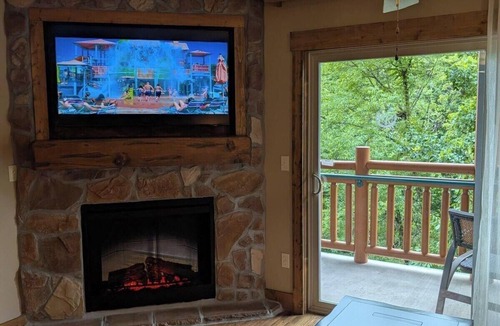 Branson Resort | Branson Woods Resort. Charming 2-bedroom condo. #3