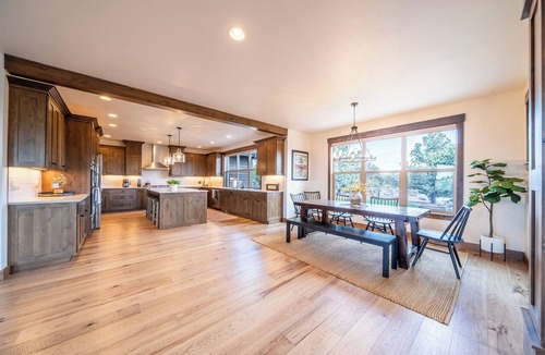 Powell Butte House | Brasada Quail Run - Sleeps 10, Bicycles, PingPong