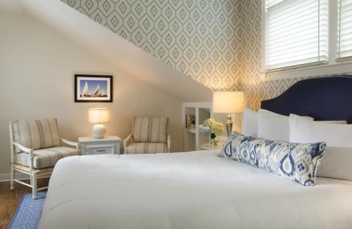 Nantucket Town Bed & Breakfast | Brass Lantern Inn