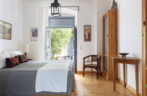 idhra Hotel | Bratsera Hotel Hydra