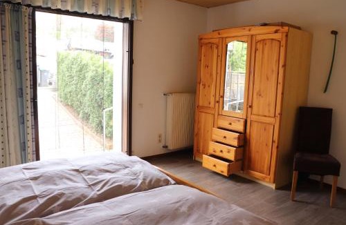 Bullay Apartment | Brautrockstube