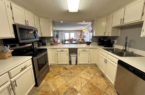 Destin Condo | "Breakers East 1204"~Gulf Front 2BR/2BA Beach setup included