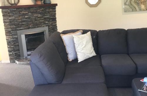 Whangamata Hotel | Breakers Motel