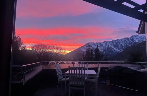 Queenstown Bed & Breakfast | Breakfast at Tiffanys
