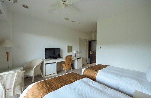 Taiji Hotel | Breakfast included 2nd floor standard twin with bath and toilet/Higashimurogun Wakayama