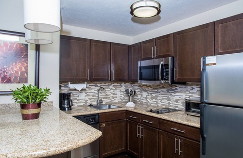 Lincoln Condo | Breakfast & Pool, Close to Univ of Nebraska