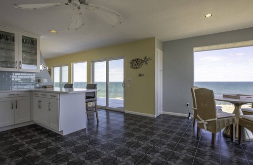 Clearwater Beach House | Breath-Taking Contemporary Escape on Tip of Hog Creek Point w/ 190-Degree...