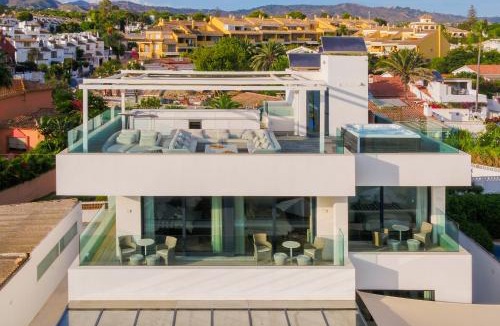Urbanizacion Costabella Villa | Breath Taking Front Line Beach Villa with Sauna & Jacuzzi