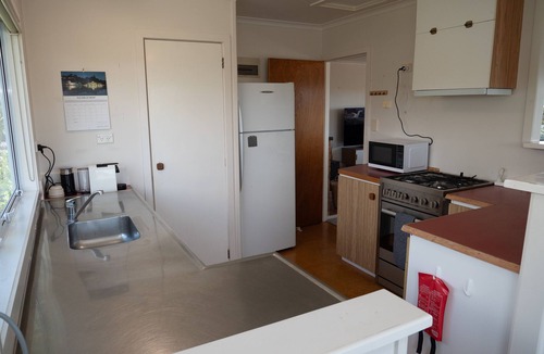 Cable Bay House | Breath taking views, lots of room for whole family/friends for fun in the sun