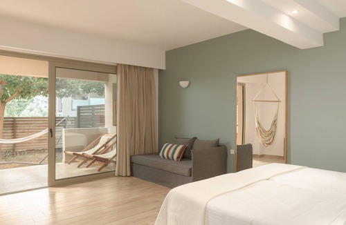 Agia Galini Villa | Breathtaking Agios Vasilios Suite | Kirsch Suite | 1 Bedroom